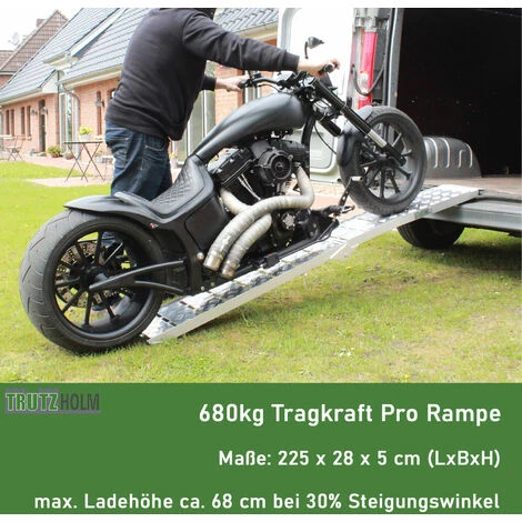 BAUMARKTPLUS TrutzHolm® Alu Auffahrrampe Heavy Duty 680 Kg Klappbar 225 Cm Motorradrampe 2 BAUMARKTPLUS TrutzHolm® Alu Auffahrrampe Heavy Duty 680 Kg Klappbar 225 Cm Motorradrampe – Bild 2