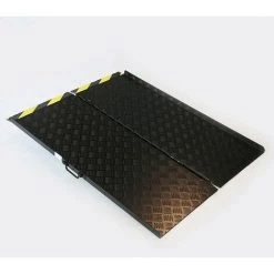 LADERAMPE-EXPERTEN - MATISERE Faltbare Breitrampe/ Kofferrampe - Innere Breite 800mm, Länge: 800mm, Ladehöhe : 80mm - BLISS8080