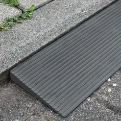 WILTEC Türschwellenrampe 10 Mm X 900 Mm Mit Klebefolie, Grau, Rampe Mit Hoher Traglast 8 WILTEC Türschwellenrampe 10 Mm X 900 Mm Mit Klebefolie, Grau, Rampe Mit Hoher Traglast -Anhänger & Zubehör Verkäufe 35227258 4