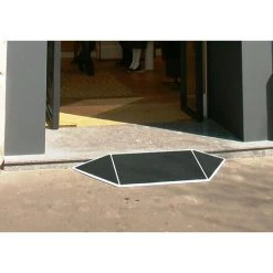 LADERAMPE-EXPERTEN - MATISERE Türschwellenrampe Mit Seitenflügeln Aus Fiberglas - 416331 -Anhänger & Zubehör Verkäufe 64209117 3