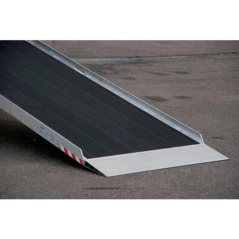 LADERAMPE-EXPERTEN - MATISERE Event-Schiene Zum Laden Von Flight Cases (Einzelstück), Rampenlänge 2975mm, Nutzbreite 900mm, Zu Erreichende Höhe 890mm, Traglast Pro Paar 400kg - AOS-E1 5 LADERAMPE-EXPERTEN - MATISERE Event-Schiene Zum Laden Von Flight Cases (Einzelstück), Rampenlänge 2975mm, Nutzbreite 900mm, Zu Erreichende Höhe 890mm, Traglast Pro Paar 400kg - AOS-E1 – Bild 5
